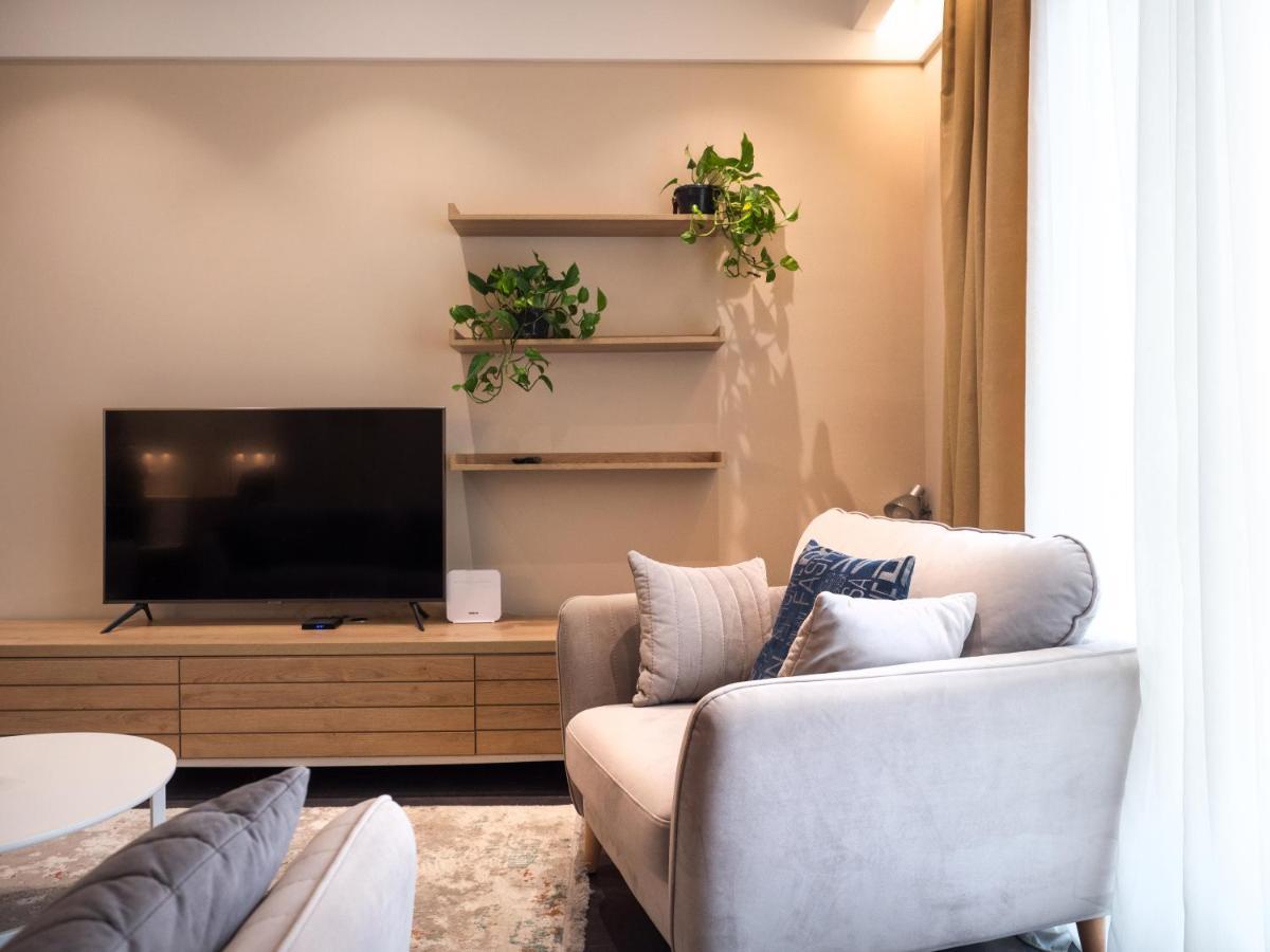 Lake Drive Rooms&Apartments Тирана Экстерьер фото